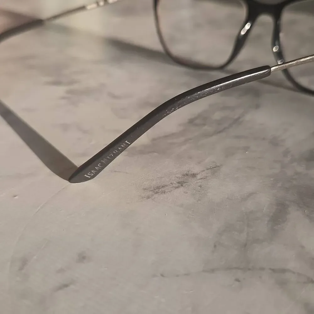 Isaac Mizrahi‎ Black Glasses Frames